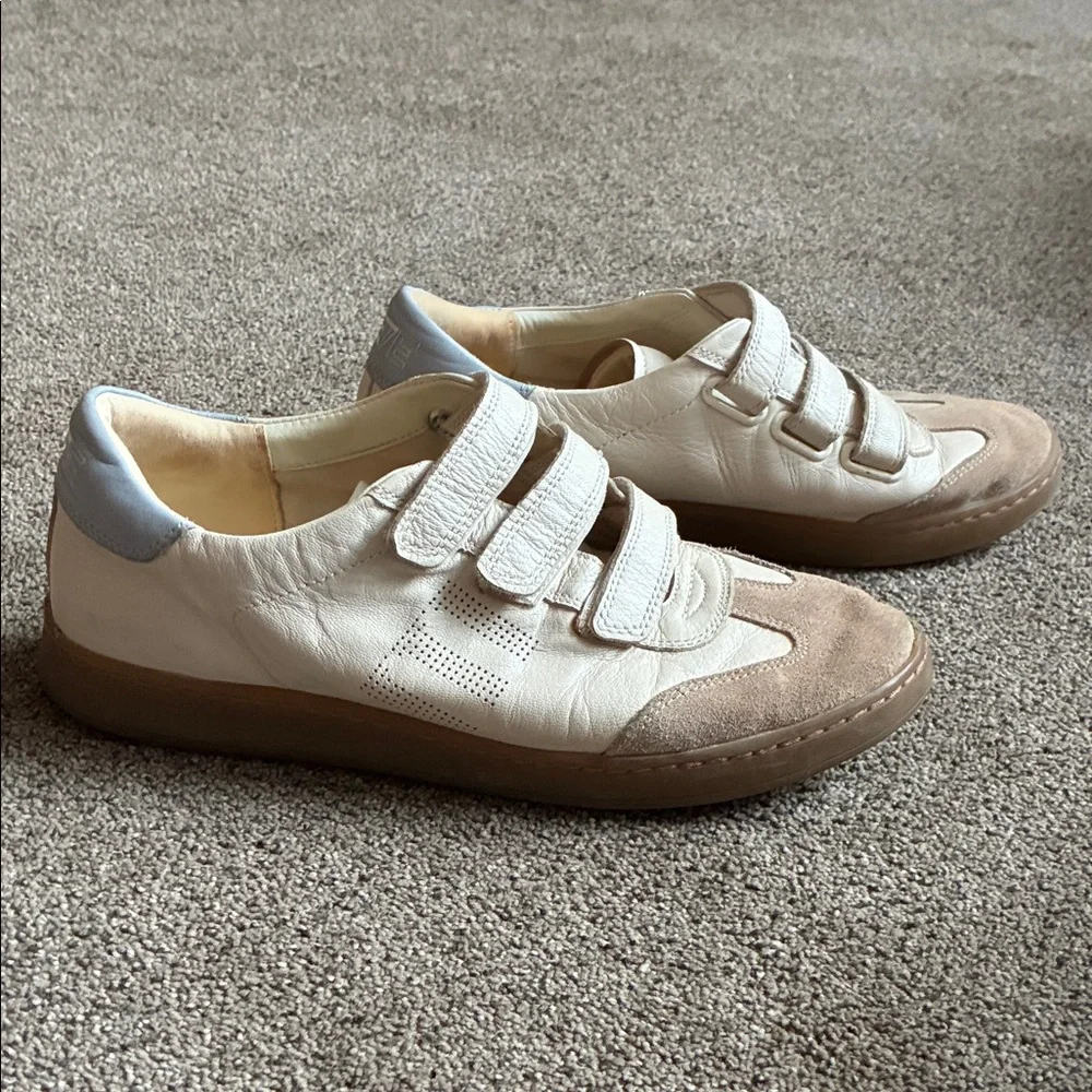 Sam Edelman Reve Sneakers - Picture 3 of 10